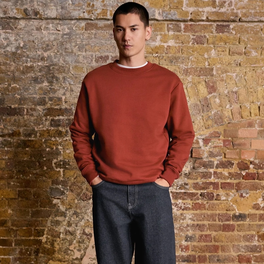 سويت شيرتات وكنزات بغطاء رأس رجالي